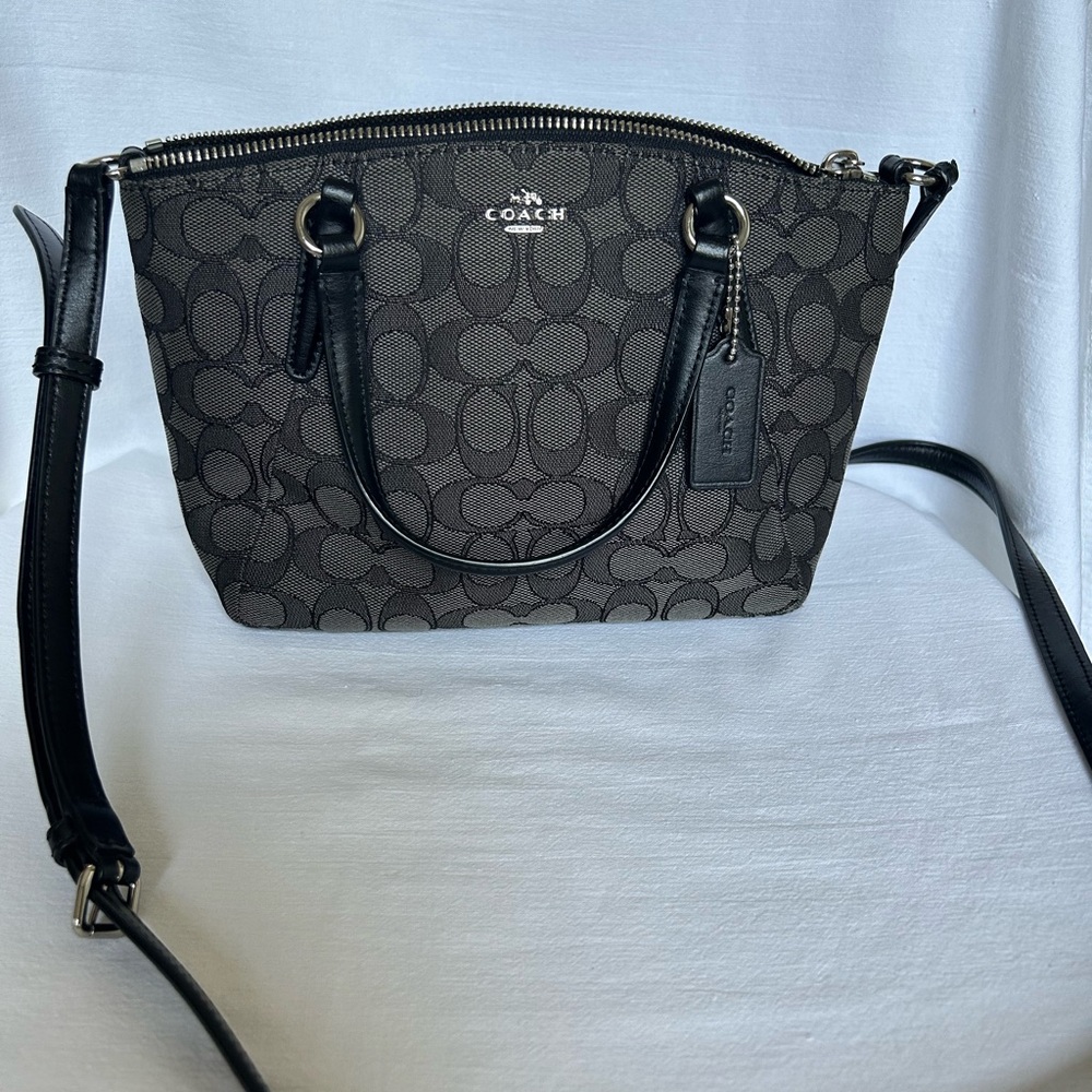 Coach Black Signature Women's Bag